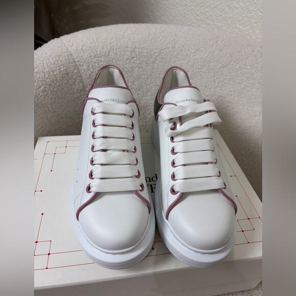 Alexander McQueen Oversized Leather Sneakers Size 39 - Picture 4 of 8